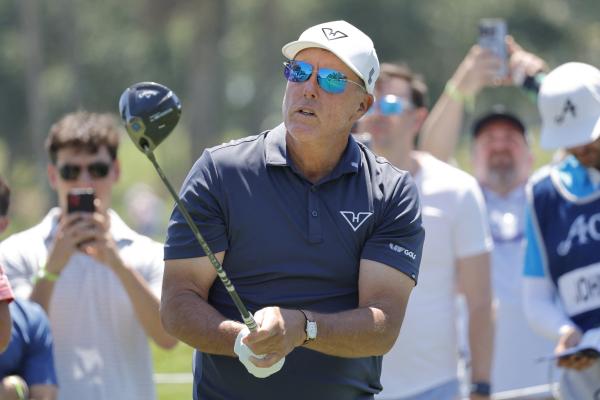 Mickelson thinks more 'great players' will join LIV Golf
