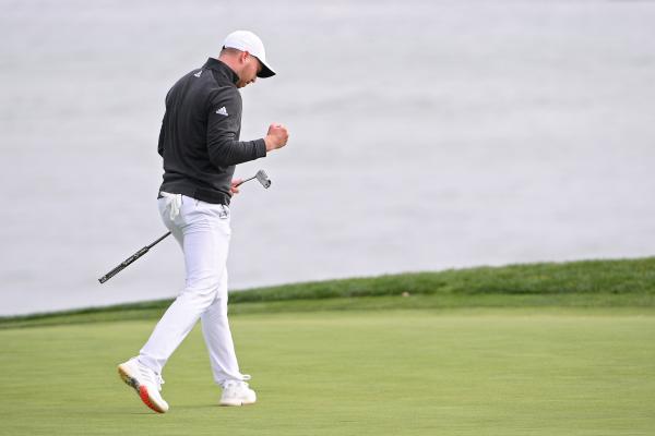 Social media reacts to Daniel Berger's "OBNOXIOUS" putting routine