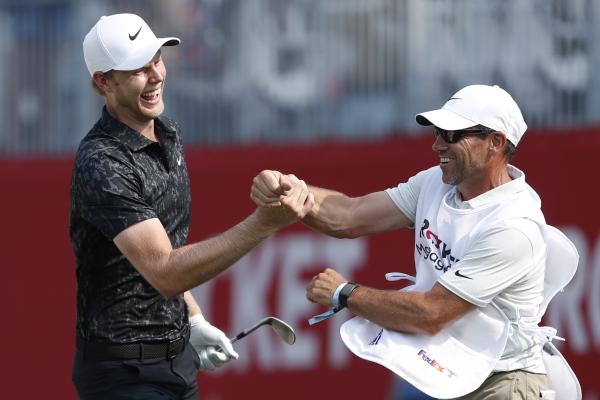 Golf fans react to Cam Davis' INCREDIBLE LEFT-HANDED swing! 