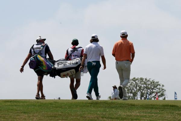 Pro makes ACE on PAR-4 during PGA Tour's John Deere Classic qualifier