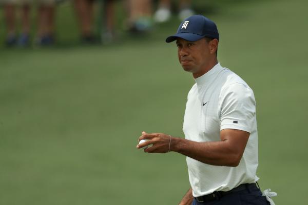 WATCH: Tiger Woods holes 40-foot birdie bomb on 9th at Masters