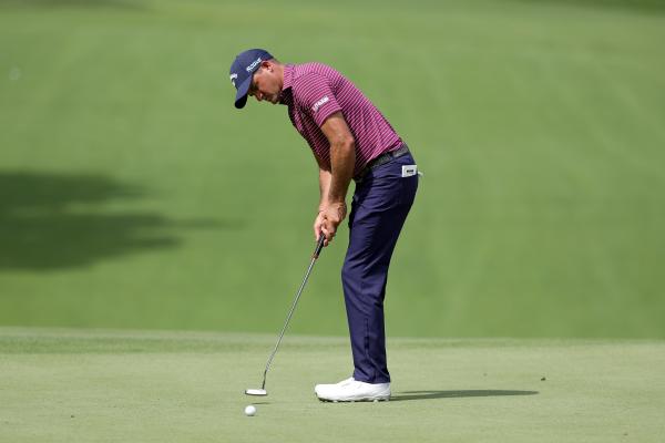 Saunders uses Arnold Palmer's putter at Greenbrier - finishes T5