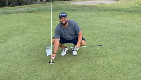 Fan favourite golfer Mike Visacki makes 20TH HOLE-IN-ONE!