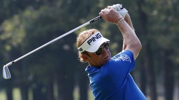 WATCH: Miguel Angel Jimenez does the FLOSS dance, and it's hilarious!