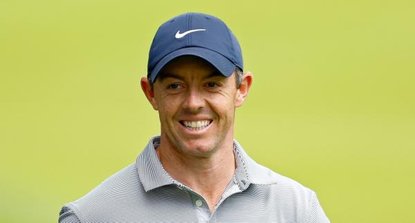 Golf fan lets out GIANT SCREAM as Rory McIlroy drains crucial putt at CJ Cup!