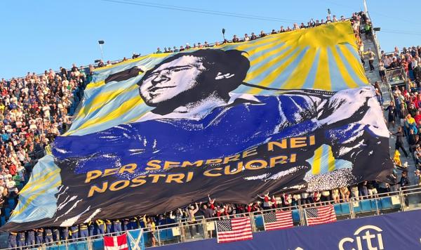 Ryder Cup pays tribute to Seve Ballesteros with giant flag in 1st tee grandstand