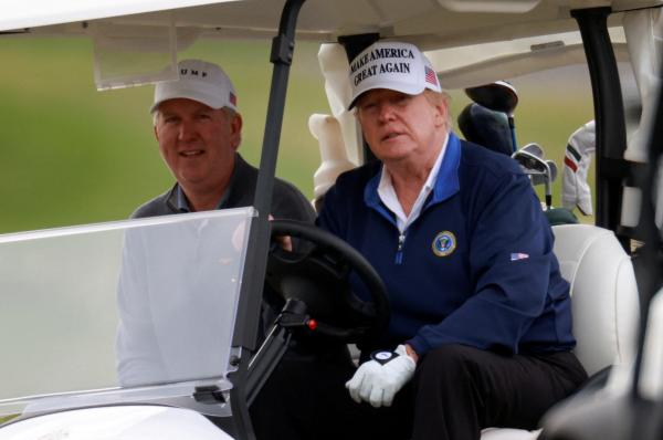 Man Utd legend Wayne Rooney 'steaming' with Donald Trump on golf course