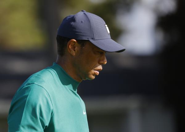 Dress like a Masters champion: Rock Tiger Woods' Nike mock neck shirt
