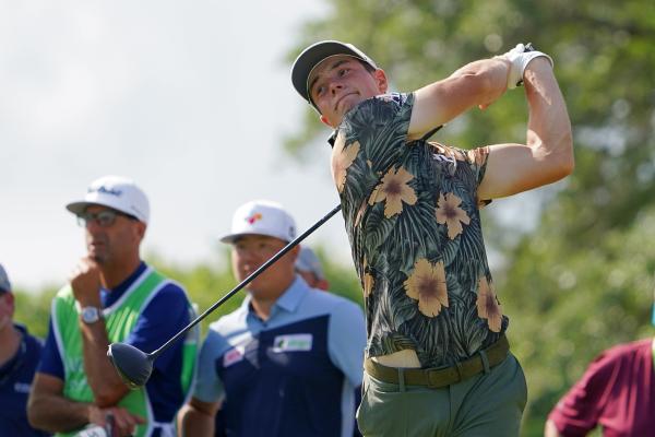 Golf fans react as Viktor Hovland wears FLOWERY shirts at Valspar Championship