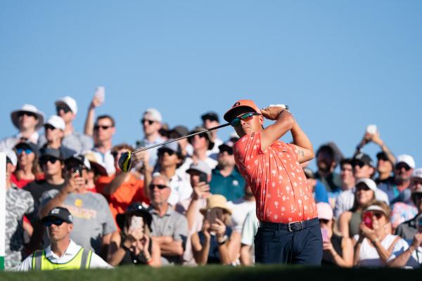 Rickie Fowler finds 