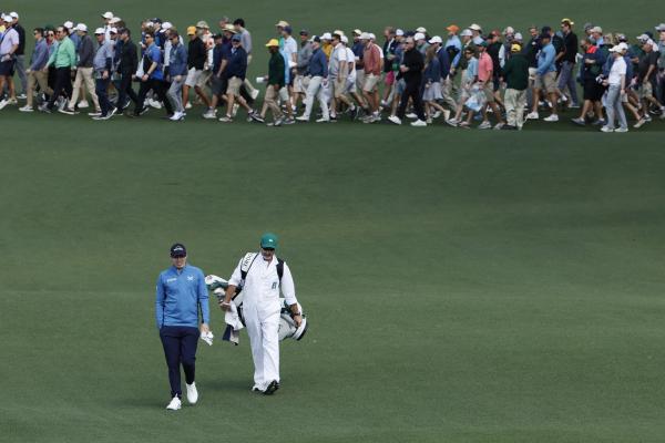 Seve's old caddie flexes at The Masters: 