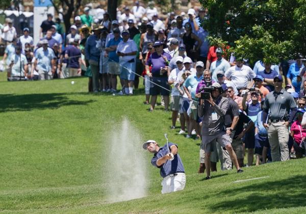 Sebastian Munoz fires 12-under 60 to make PGA Tour history