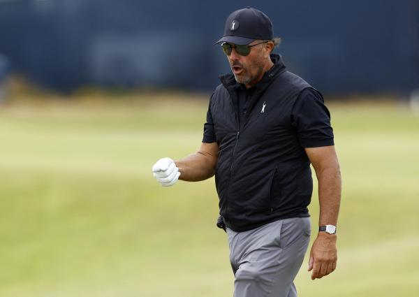 Phil Mickelson stuns golf fans as LIV player reveals DRAMATIC weight loss