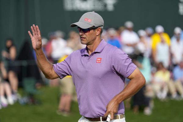PGA Tour RIPPED by LIV Golf fans after posting this Adam Scott clip