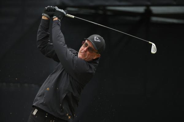 LIV Golf's Phil Mickelson can't stop going low with his new Callaway Apex irons 