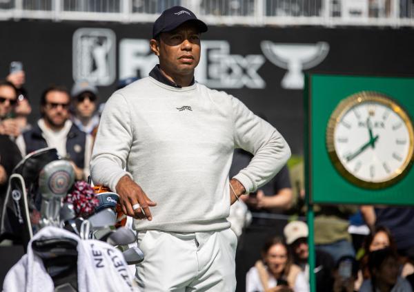 Report: Tiger Woods stays behind after meeting to play golf with LIV chairman