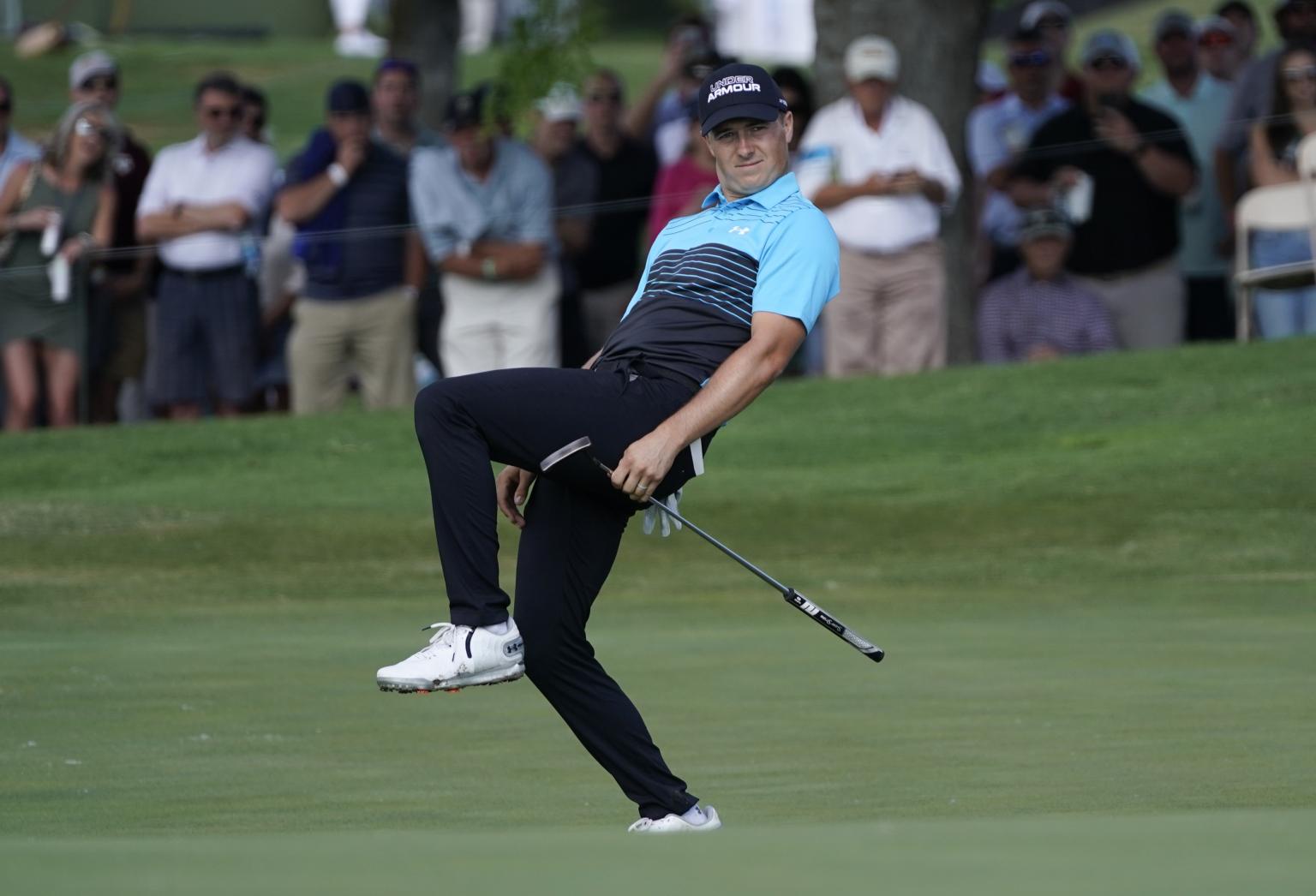 Jordan Spieth given SNEAK PEEK into new Titleist irons GolfMagic