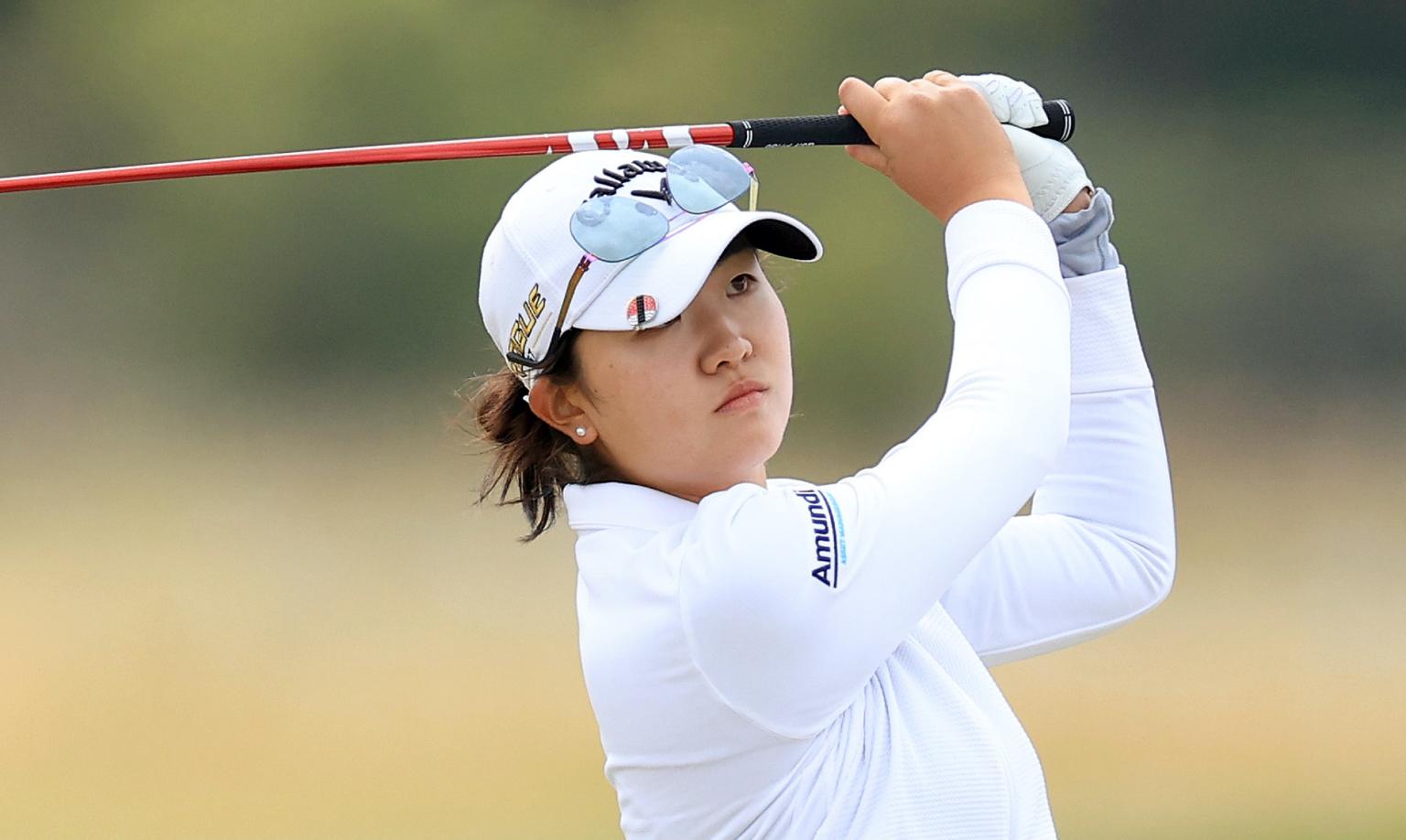 The Match: Golf fans can't believe how Rose Zhang wasn't (!) wiped out ...