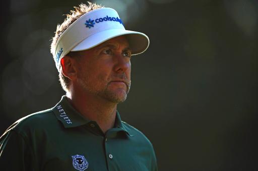 Ian Poulter&#039;s EPIC fail whilst using Paul Casey&#039;s persimmon driver