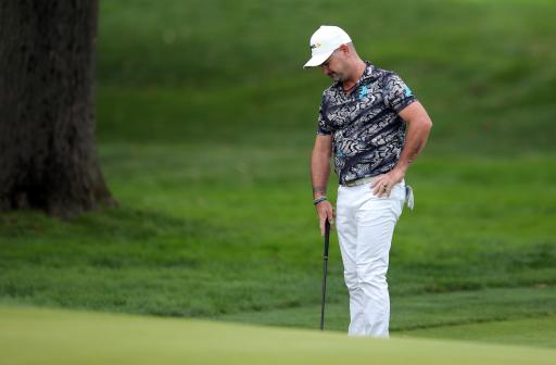 Rory Sabbatini with one of the WORST putts you&#039;ll ever see...