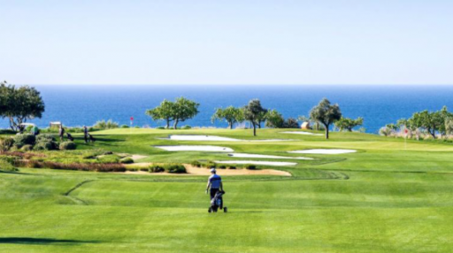 "Golf Clubs Are On Us": Algarve shoulders the burden of travel costs