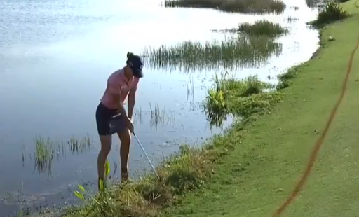 WATCH: Anne Van Dam plays UNREAL SHOT from out the water in LPGA season finalel