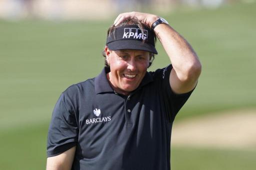 WATCH: When a worm burned Phil Mickelson on the green at The Masters!