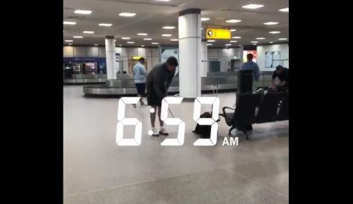 golfer practices his putting at the airport 