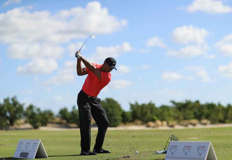 Best golf tips: Understanding knee flex in the golf swing