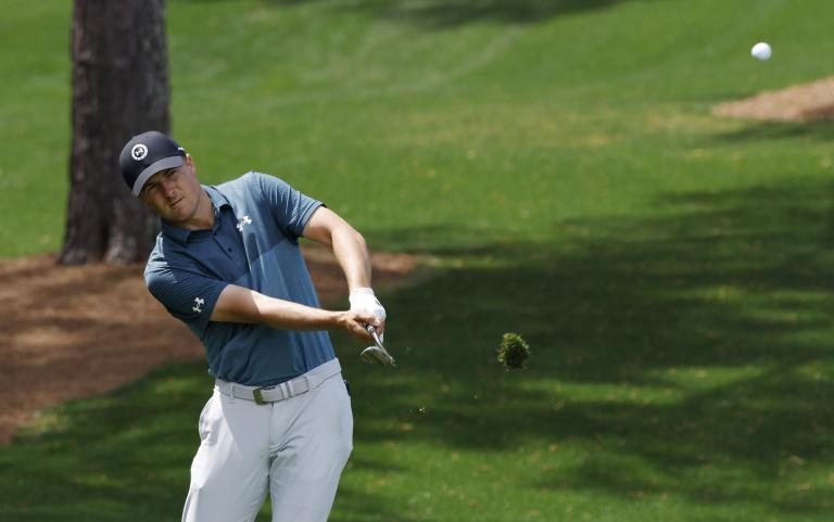 Jordan Spieth SWITCHES golf ball for the first time in over FIVE YEARS!