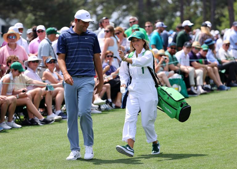 Pictures Rory McIlroy packs on the PDA with Erica Stoll at Masters Par