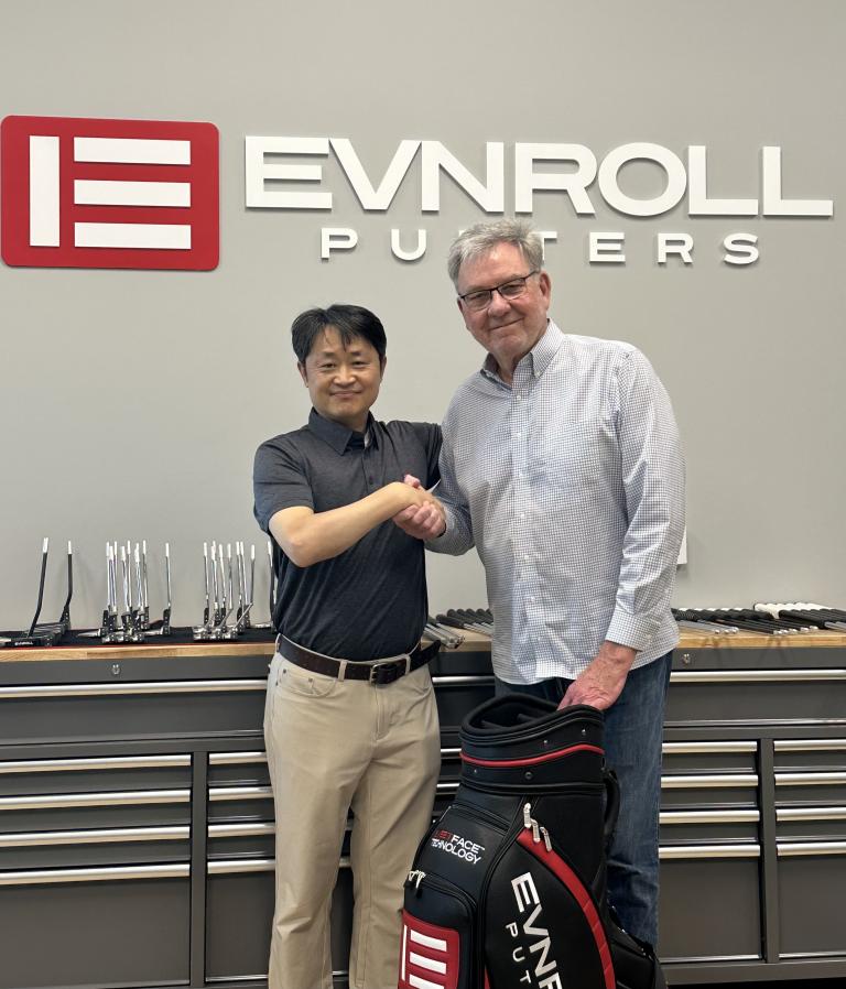 Uneekor golf simulator brand acquires Evnroll Putters