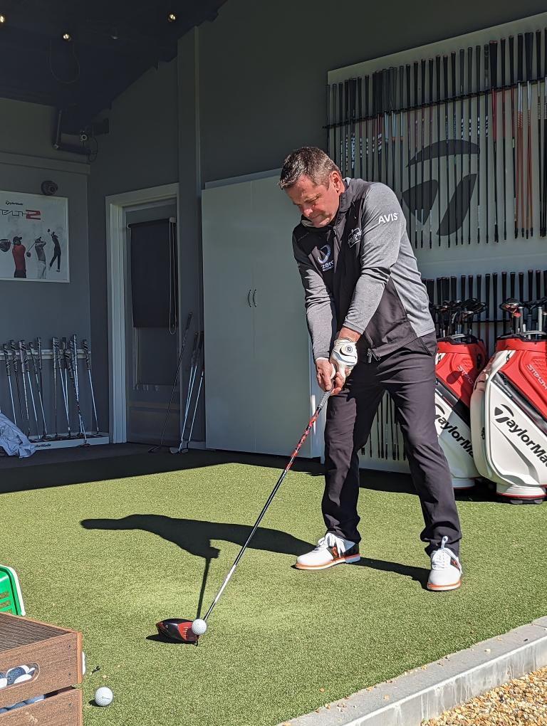 Chris Hollins gears up for Season 3 with TaylorMade fitting