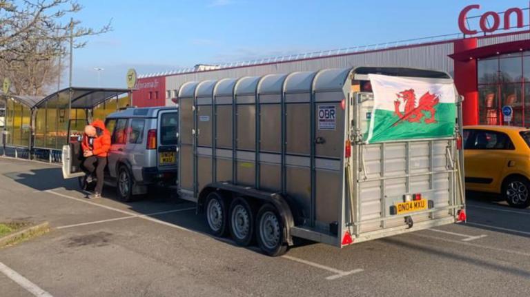 This greenkeeper is travelling 1,400 miles to deliver supplies to Ukraine