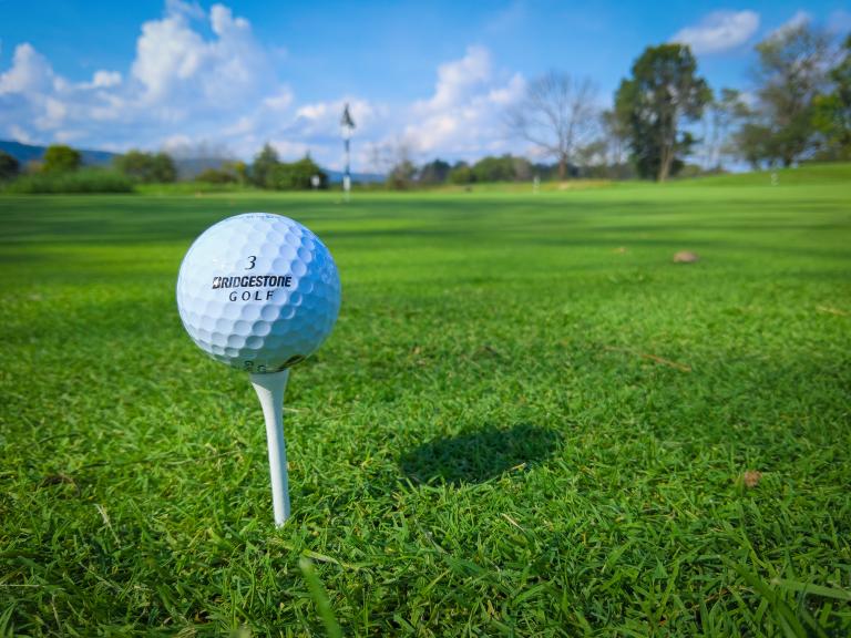 Golf Tees: the correct rules behind using them on the course