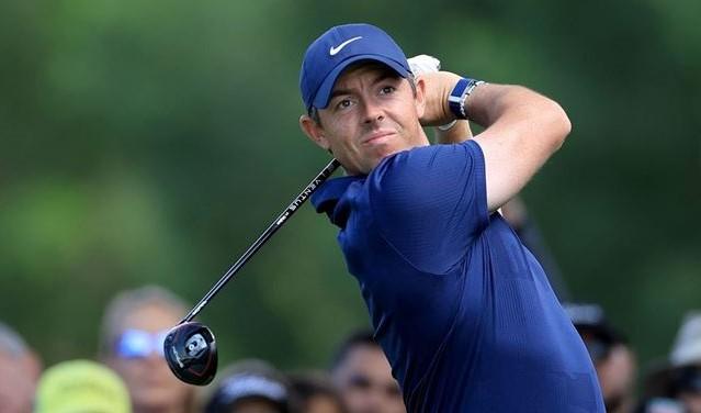 Rory McIlroy makes HUGE CHANGES to his golf bag to start 2023