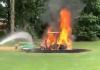 WATCH: Golfers try to put out HUGE golf buggy fire