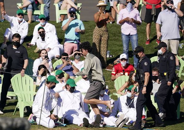 Jordan Spieth hits the front at Phoenix Open as social media EXPLODES!