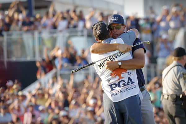 Phil Mickelson's mother sends HILARIOUS text during final round of US PGA