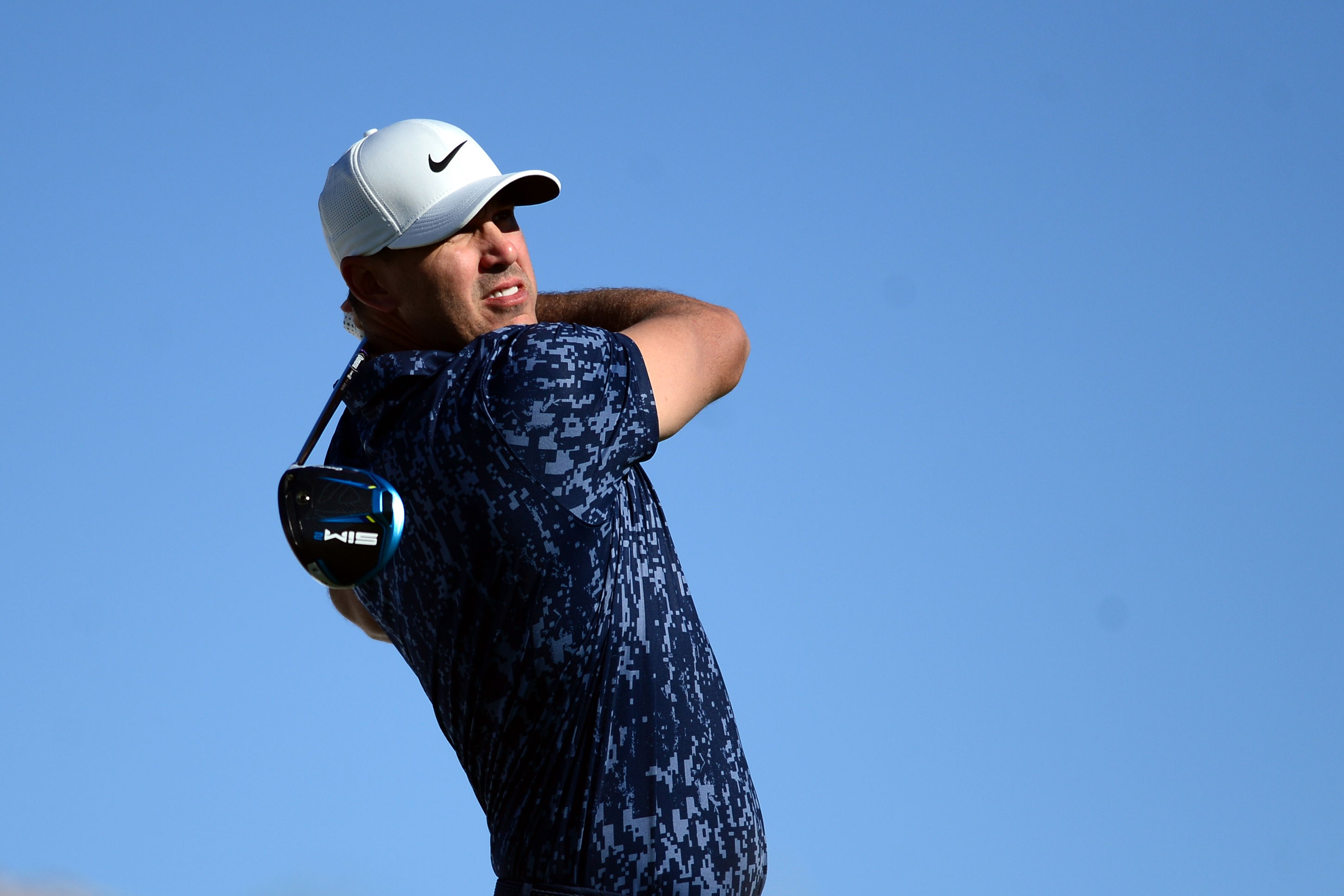 Brooks Koepka tries ARMLOCK PUTTER on PGA Tour days before Bryson DeChambeau tie