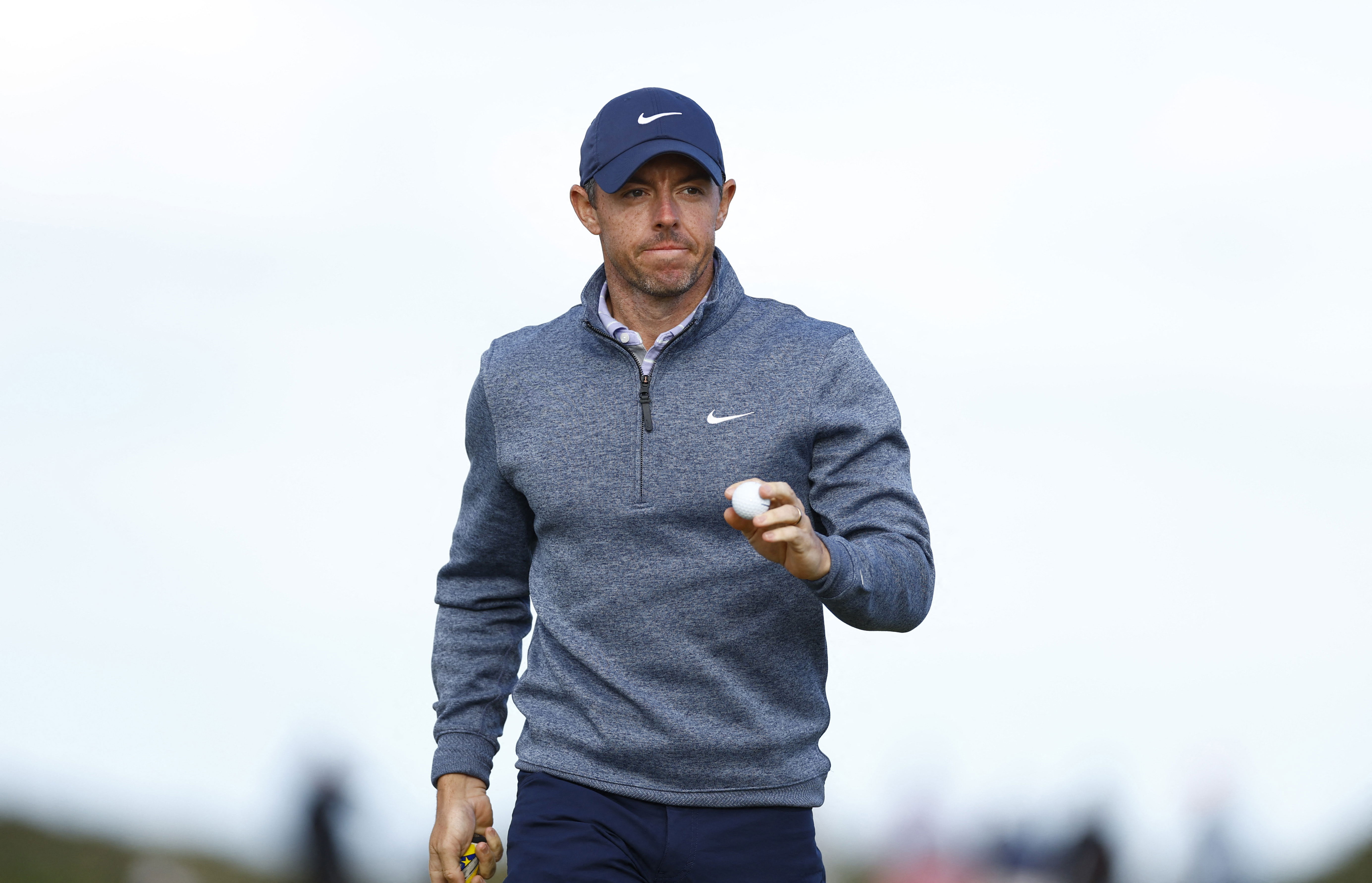 The Open R2: Cameron Smith races to the front, Rory McIlroy in contention