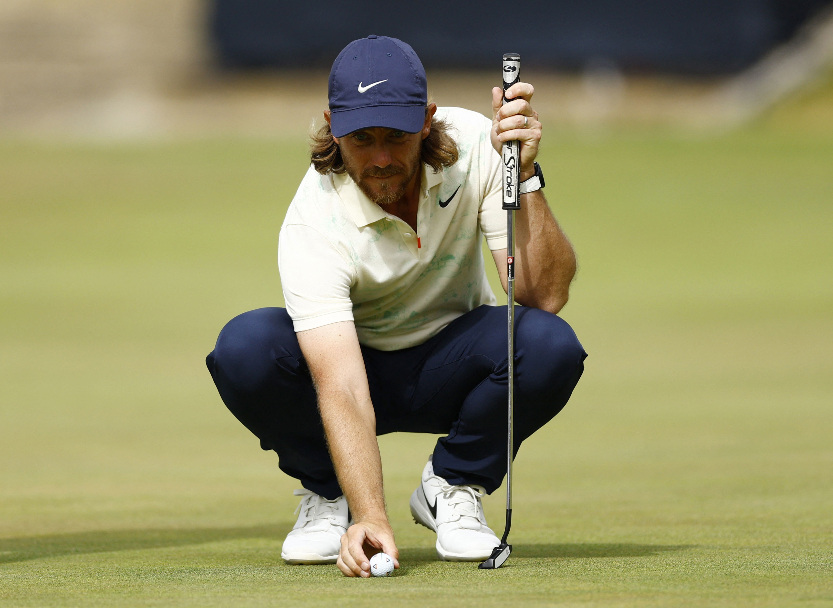 Tommy Fleetwood's caddie Ian Finnis leaps to defence of Cameron Smith