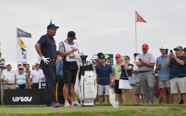 Henrik Stenson shares lead with Patrick Reed at LIV Golf Bedminster