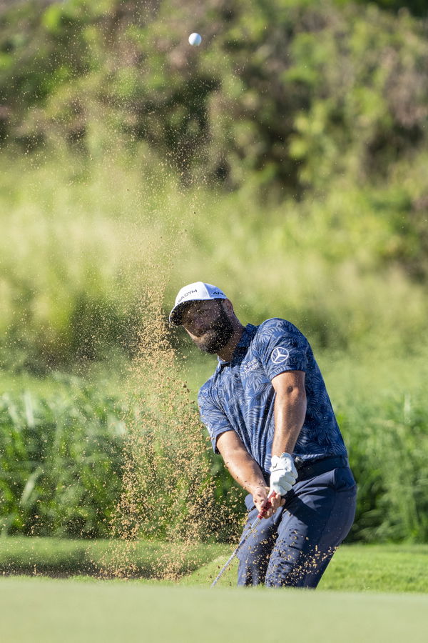 Jon Rahm cracks Cam Smith joke after fast start | Tournament of Champions R1