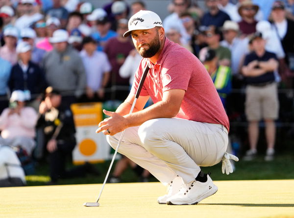 Cop to fans filming Jon Rahm: 