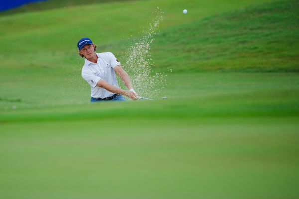 WATCH: Tour pro does BIZARRE pre-round routine at Mexico Open