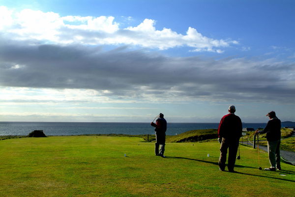 Golf Ireland gives GREEN LIGHT for British visitors