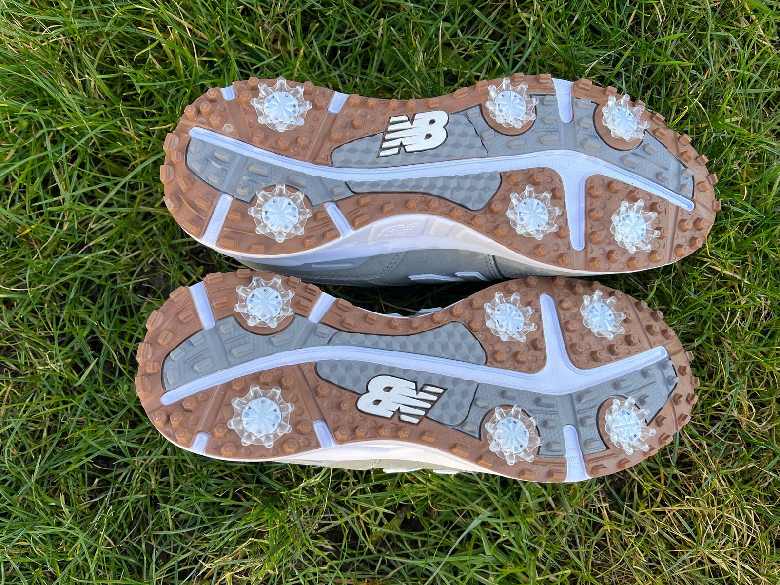New Balance Men's 997 Waterproof Spiked Golf Shoes Review
