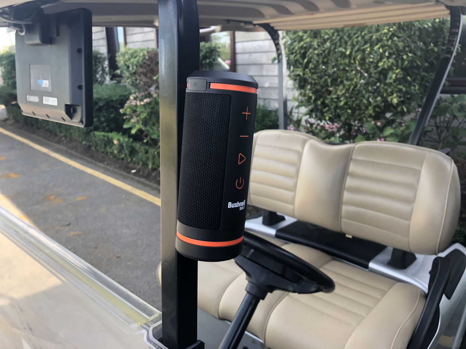 Bushnell Wingman - The PERFECT gadget for the social golfer