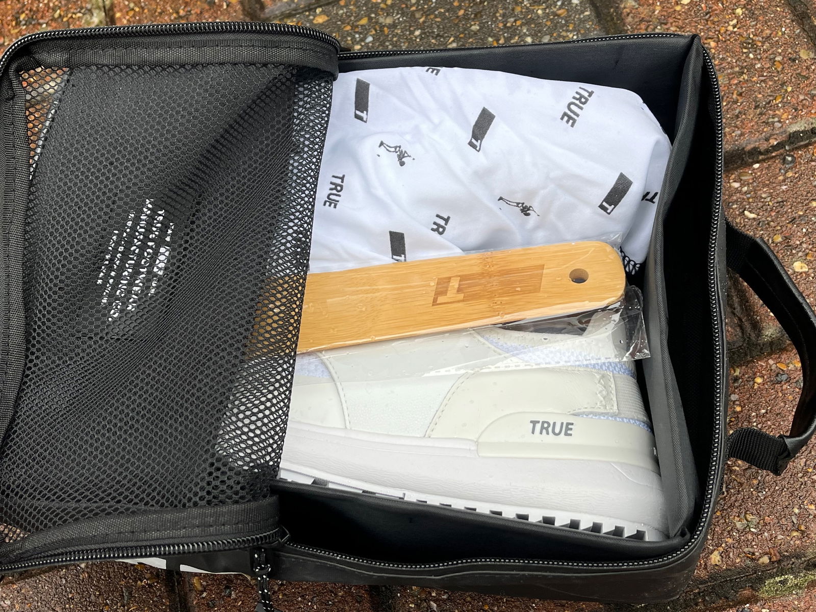 TRUE Linkswear LUX Hybrid Golf Shoes: 